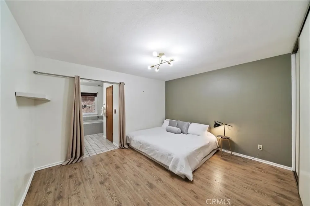5082 Auburn San Bernardino, CA 92407