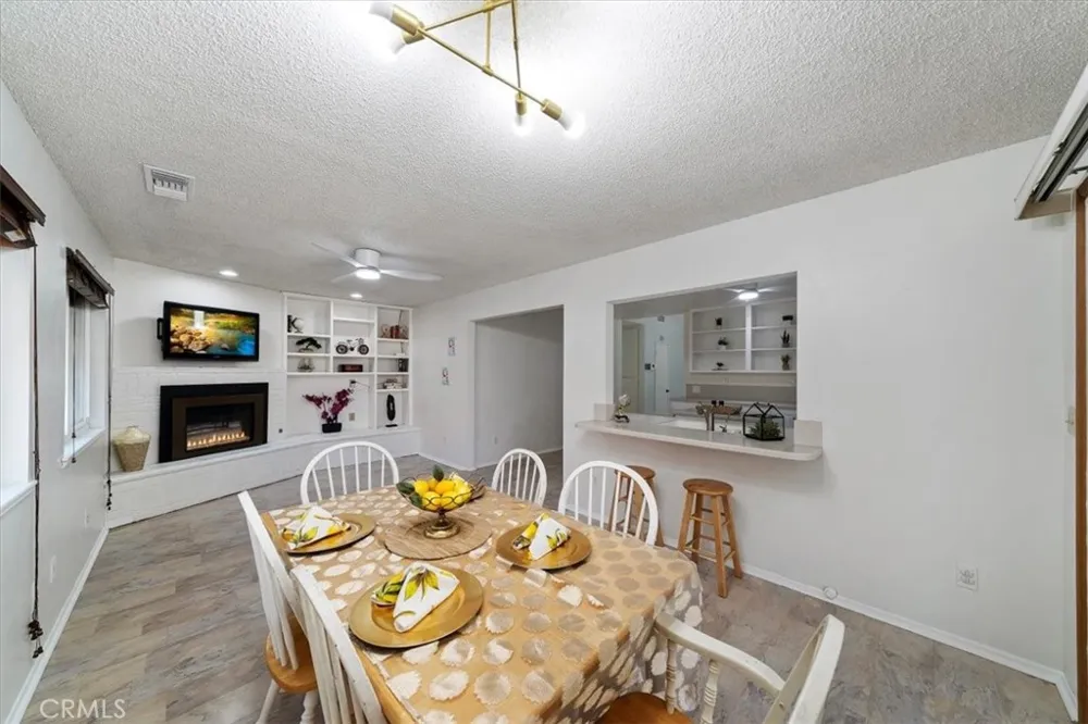5082 Auburn San Bernardino, CA 92407