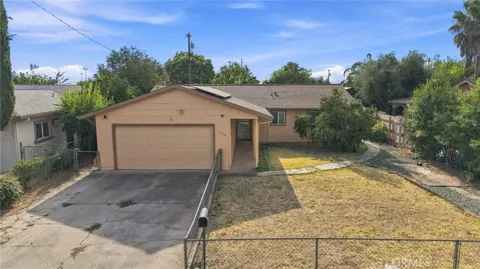 1954 Pinewood Way