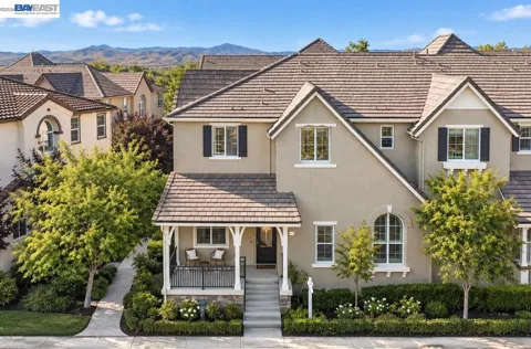 6259 Byron Ln