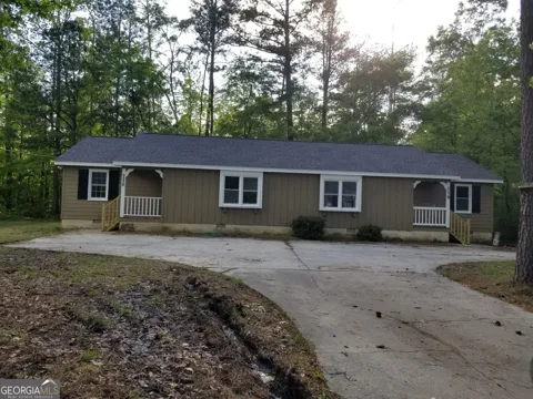 923 Old Summerville RD