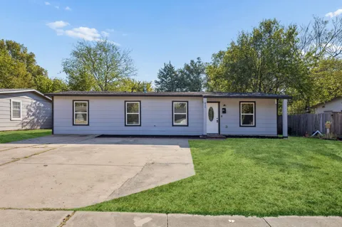 820 Grande Drive
