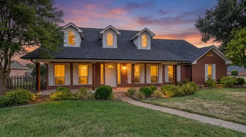 102 Fairway Lane