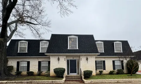3730 Fairfield Avenue #123