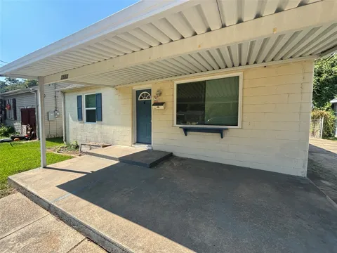 2558 Barbara Street