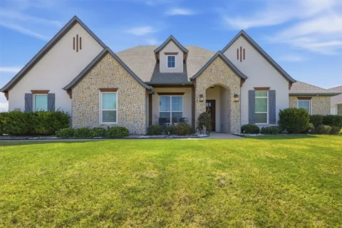 860 San Saba E