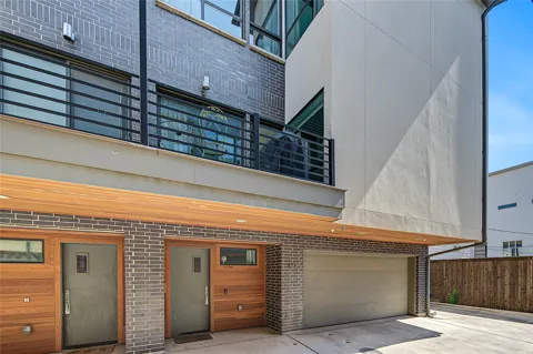 2310 Fitzhugh Avenue #40