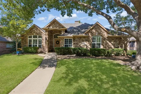 106 Tiburon Court