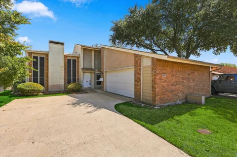 1802 Greenspring Circle