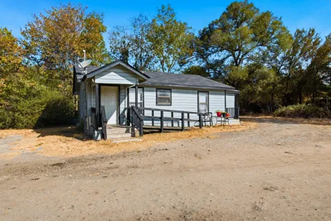 906 W Martin Luther King Street