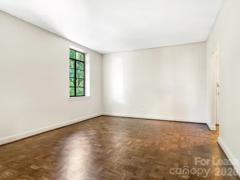 1121 Myrtle Avenue #10