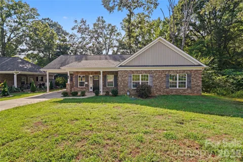 161 Ole Eastpointe Drive