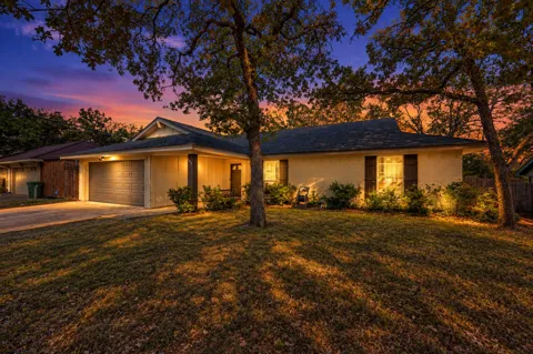 608 Ridgewood Circle