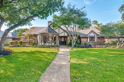 2504 Evans Drive