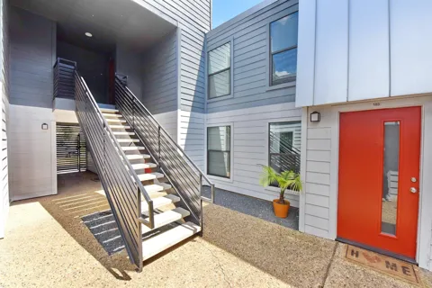 4033 Gilbert Avenue #103