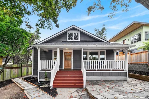 2732 NE 54th Street