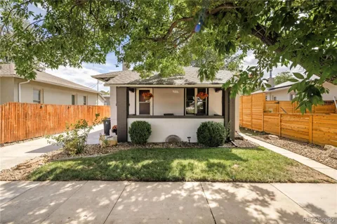 28 E Colorado Avenue