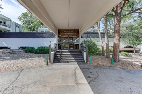 2375 S Linden Court #116