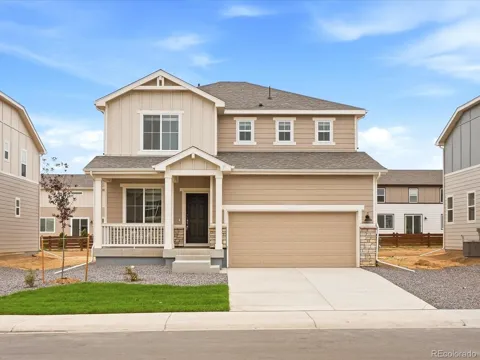 4644 Sugarcane Street