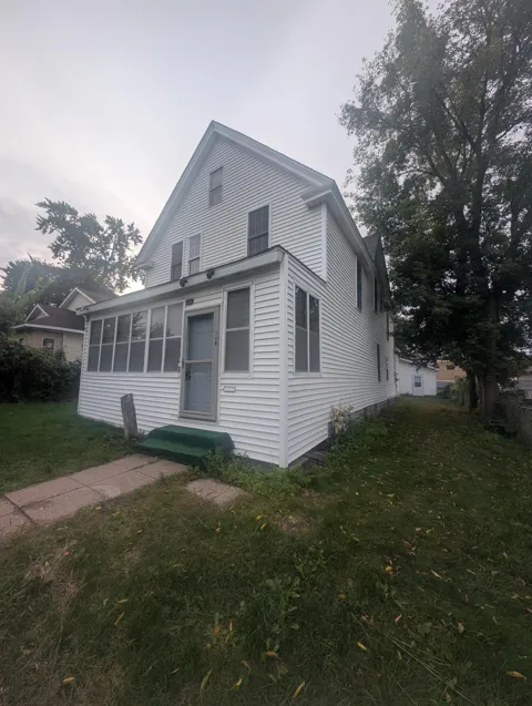 588 York Avenue