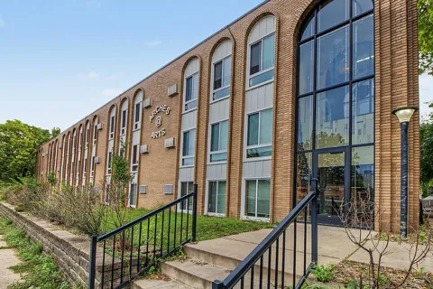 2525 3rd Avenue S #206