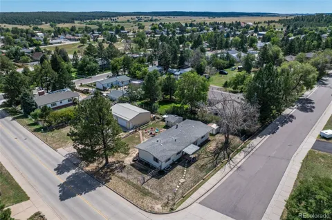 396 W Elm Street