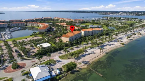 36 HARBOUR ISLE DRIVE W #303