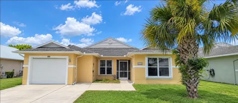 6747 PICANTE CIRCLE