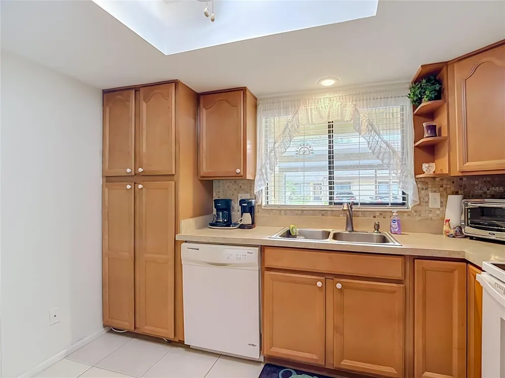 2546 OAKLEAF LANE #35C Clearwater, FL 33763
