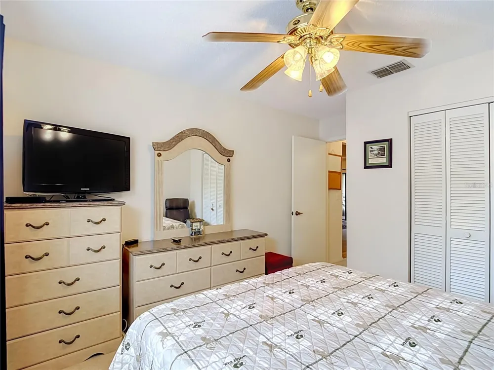 2546 OAKLEAF LANE #35C Clearwater, FL 33763