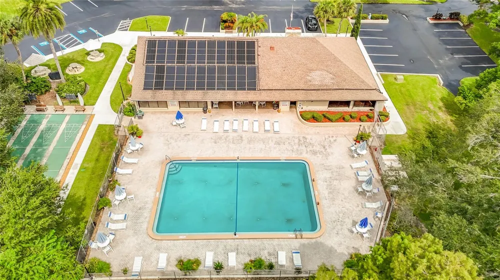 2546 OAKLEAF LANE #35C Clearwater, FL 33763