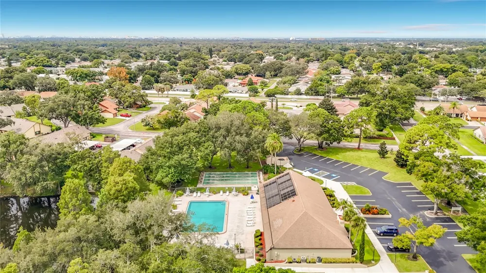 2546 OAKLEAF LANE #35C Clearwater, FL 33763