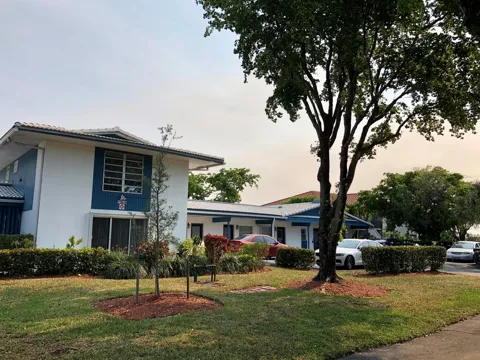 11640 NW 39TH STREET #6