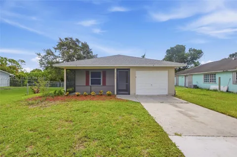 1530 SW 18th Ave SW