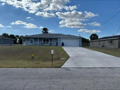 1201 BANJO CT
