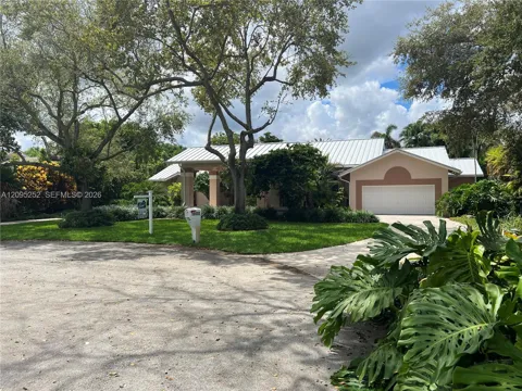 18032 SW 82nd Ct