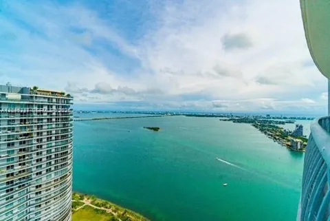 1750 Bayshore Dr #5505