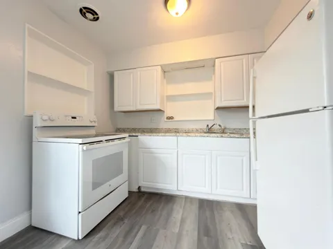 111 E 27TH STREET #1
