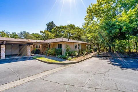 6492 Meadowridge Drive