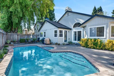 5092 Deerwood Drive