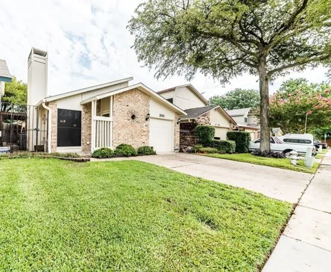 2915 Canis Circle