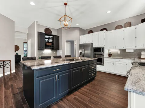 3303 Stonehenge Drive