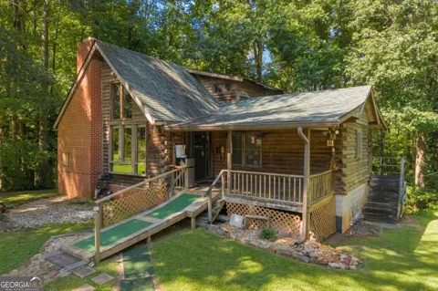 235 Evans DR