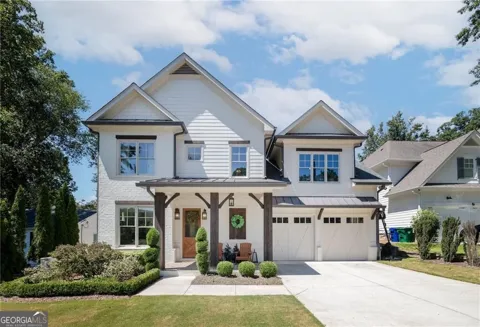 2986 Surrey LN
