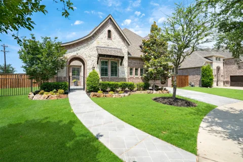 6313 Cobbie Creek Drive