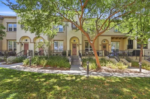 2218 Santoro Lane