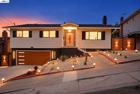 2843 Jennifer Dr
