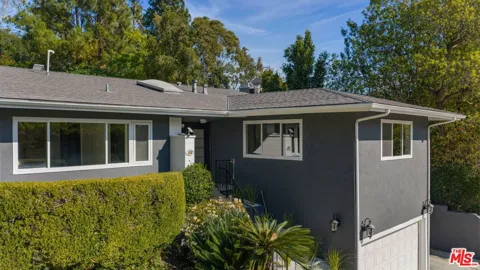 126 Thurston Avenue