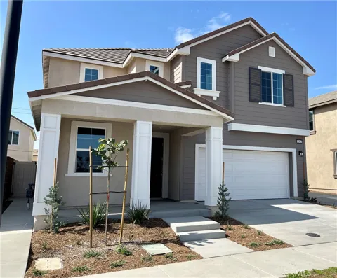 2562 E Crane Court