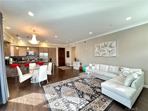 342 Myrtle #201